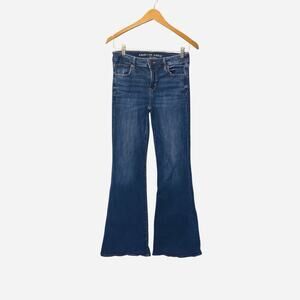 American Eagle Low-Rise Flare Denim Jeans Size 4 Next Level Stretch